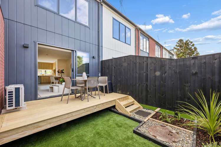 23/51A Swanson Road Henderson_1