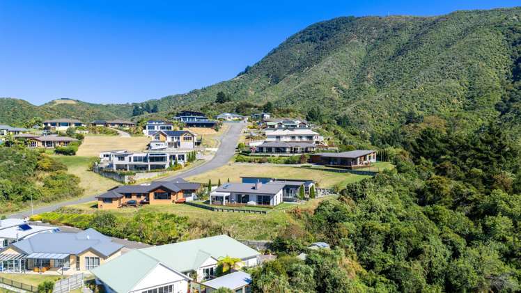 16 Harbour View Heights Picton_31