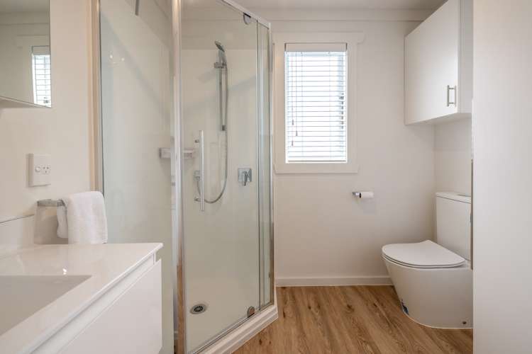 7 Surfdale Road Surfdale_16