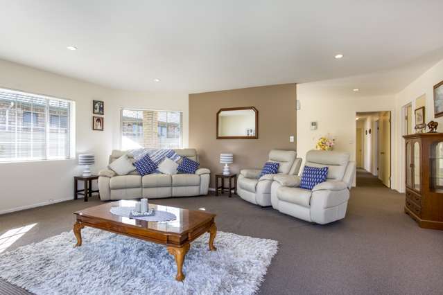 54 Kath Hopper Drive Orewa_3