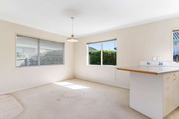 2/12 Astoria Place Northpark_10