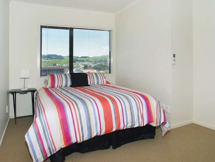 93 Te Puia Drive Aotea_11