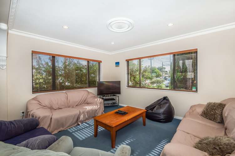 2/49 College Road Northcote_11