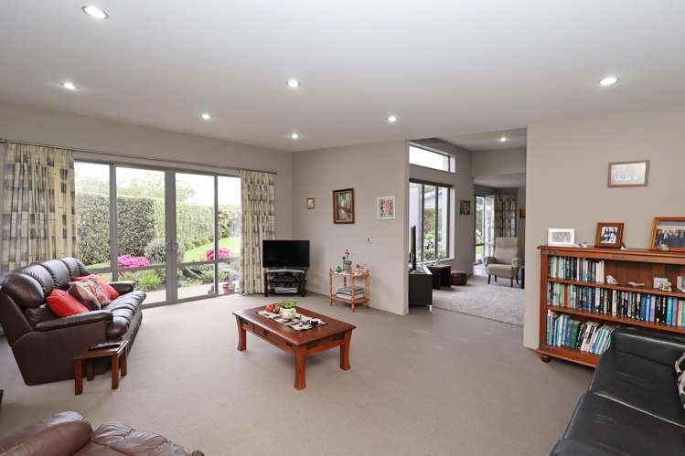 44 Glenroy Park Drive Waikiwi_4