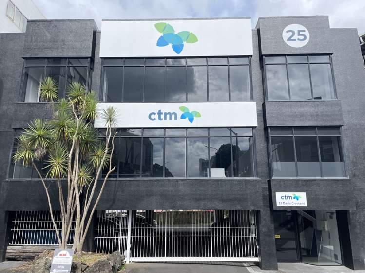 25-27 Davis Crescent Newmarket_17