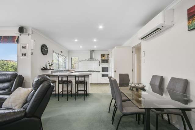 92 Redvers Drive Belmont_3