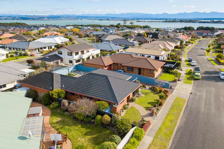 3 Stead Crescent Stoke_7