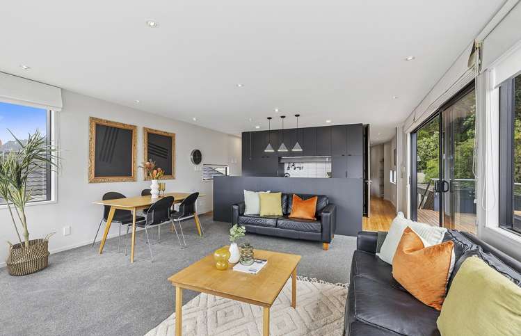 87 Marine Parade Seatoun_5