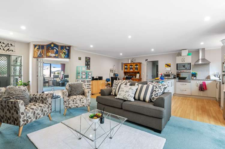 13 Blomfield Street Pukehangi_3