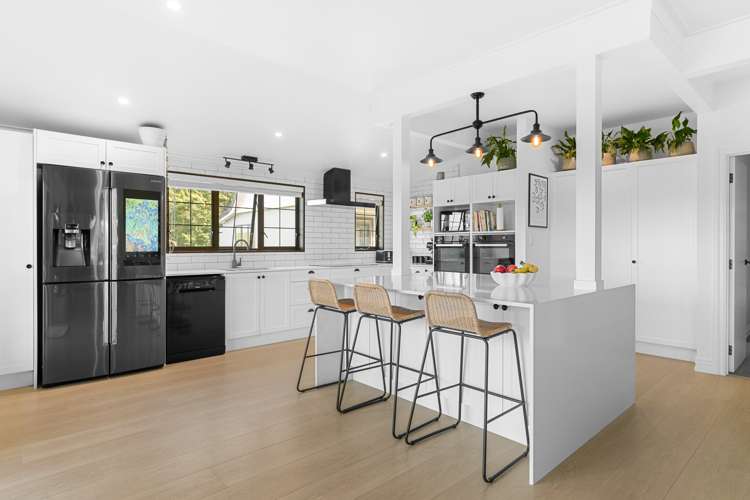 792 Golden Stairs Road Mareretu_10