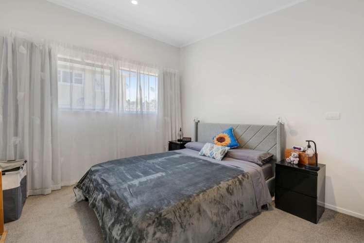 16 The Circle Manly_24