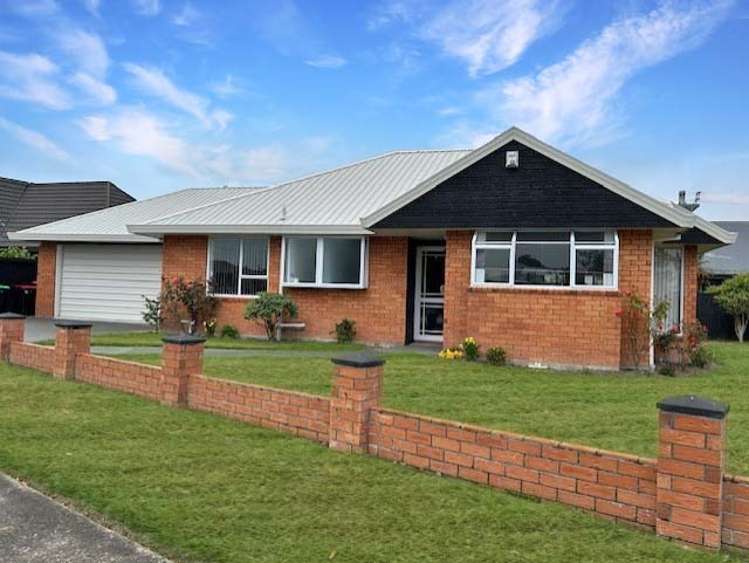 12A Melford Close_0