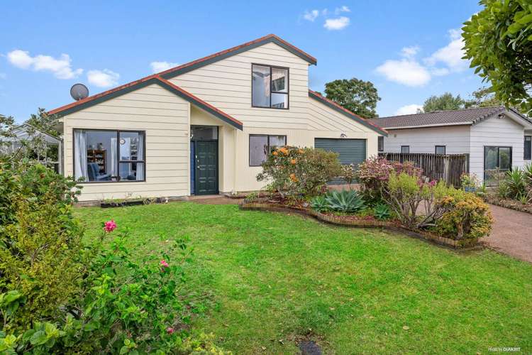 27 Sunningdale Street Wattle Downs_15