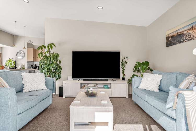 10 Rena Place Whitianga_11