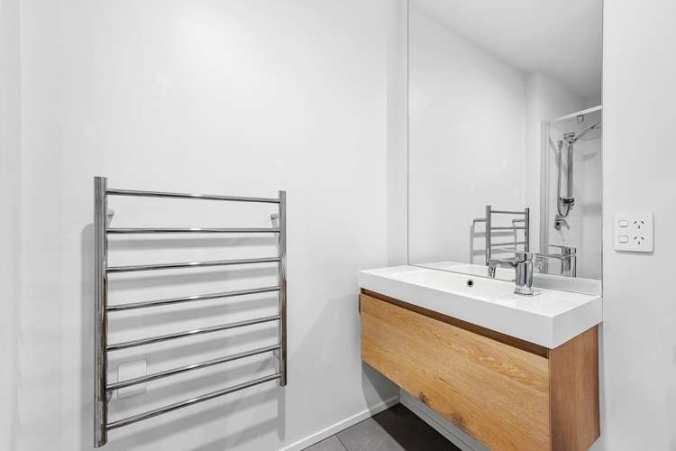 2/361C Madras Street Christchurch City_7