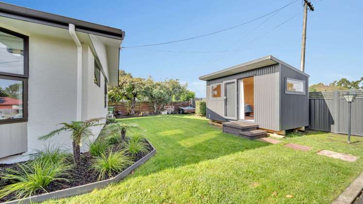 13 Sussex Street Weston_25