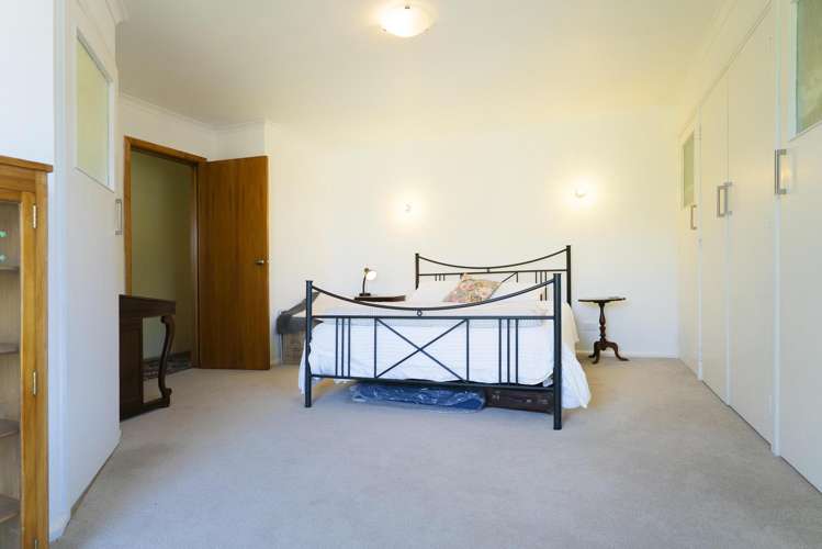 87 Arataki Road Havelock North_21