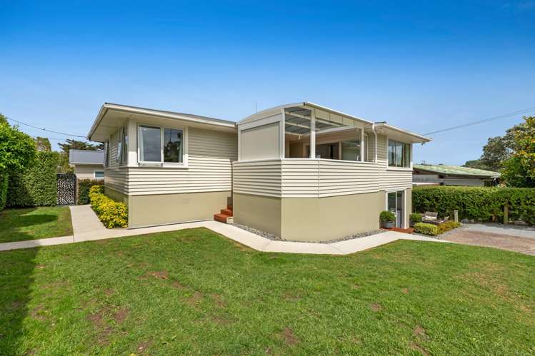 1 Poplar Road Stanmore Bay_40