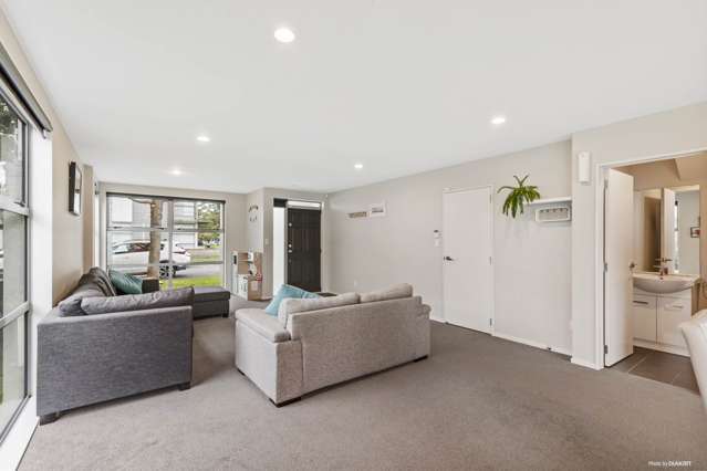 32 Phar Lap Crescent Takanini_1