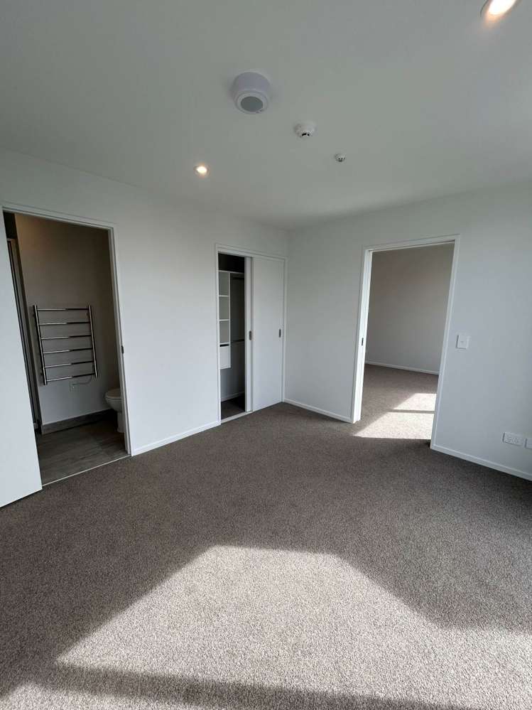 5/3 Treasure Lane Te Atatu South_8