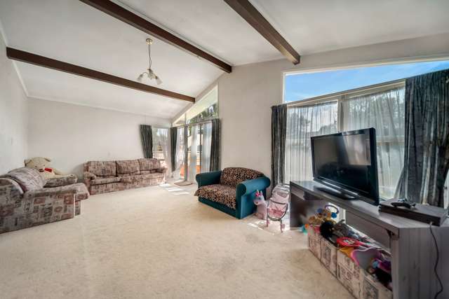 57 Ashgrove Road Mangere_3