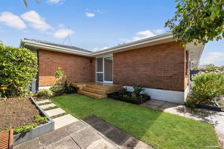 2/7 Celtic Crescent Ellerslie_0