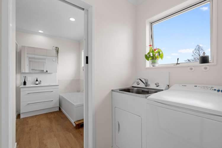 57 Sherwood Street Bellevue_12