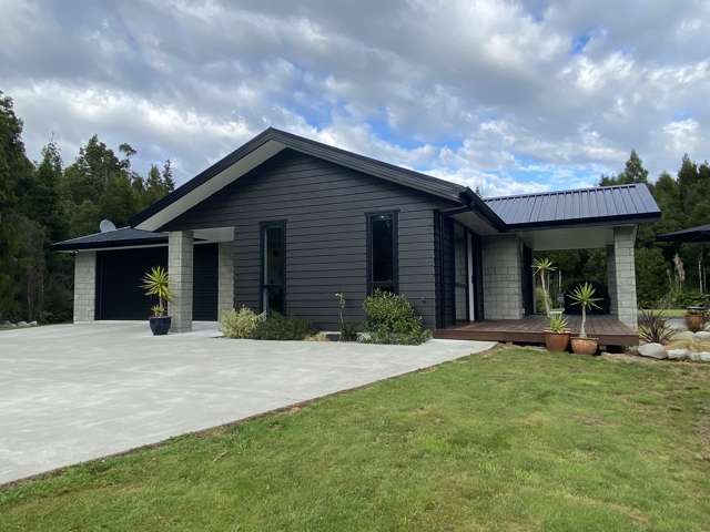 18 Craig Road Ruatapu_3