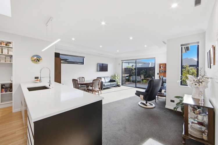 42 Manakura Street_2