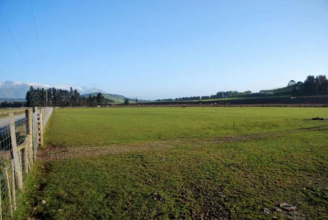 1290 Ramparts Road Manapouri_2