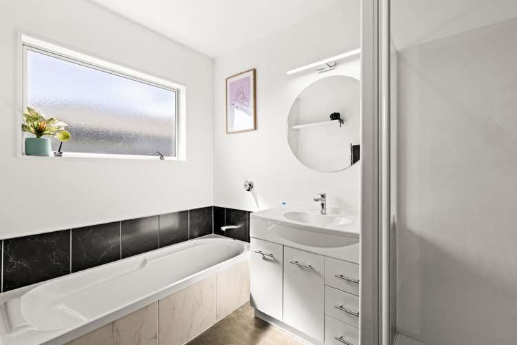 34 Arbuckle Road Frimley_23