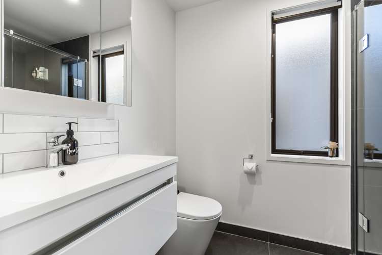 2/14 Unga Place Beachlands_9