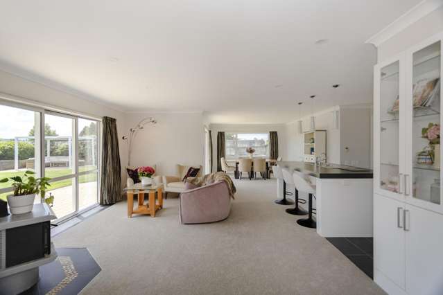 326 Homestead Road Weston_2