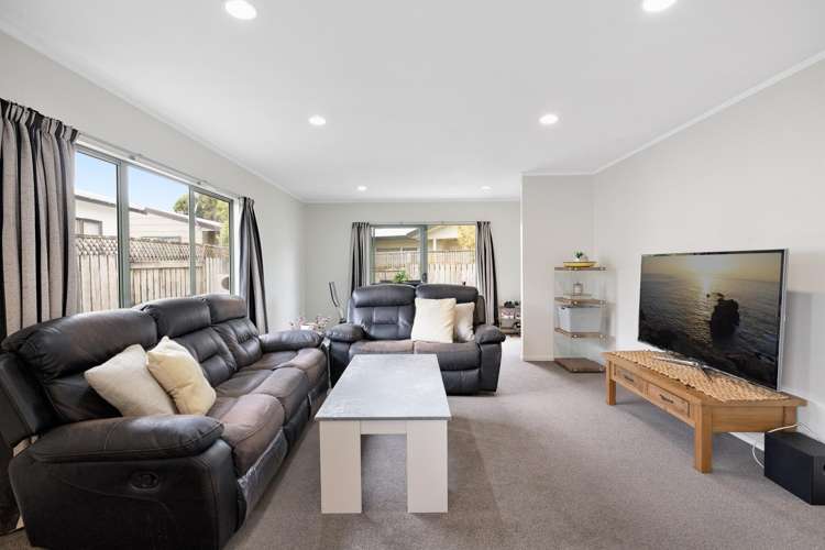 27 Aaron Place Brookfield_8