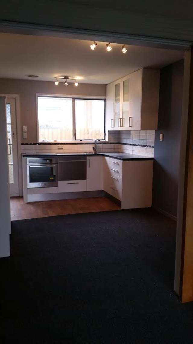 2/130 Edgeware Road Saint Albans_3