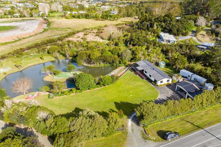 1951 Cove Road Mangawhai_35