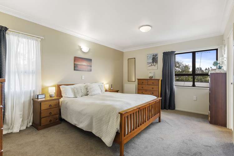 2/15 Eastwood Rise Browns Bay_15