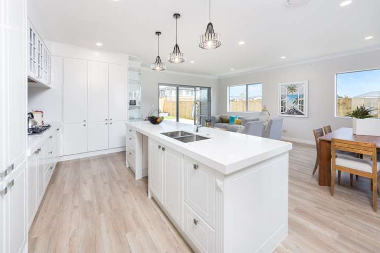 4 Kilcadden Drive Flat Bush_13