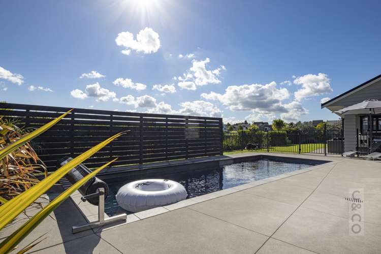 1 Nikau Way Riverhead_12