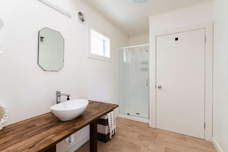 1 Greenacres Street Macandrew Bay_8