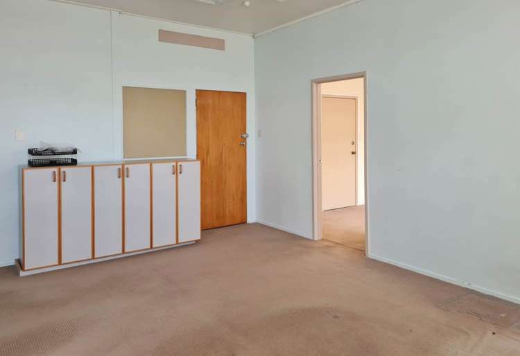 72 Queens Road Panmure_3