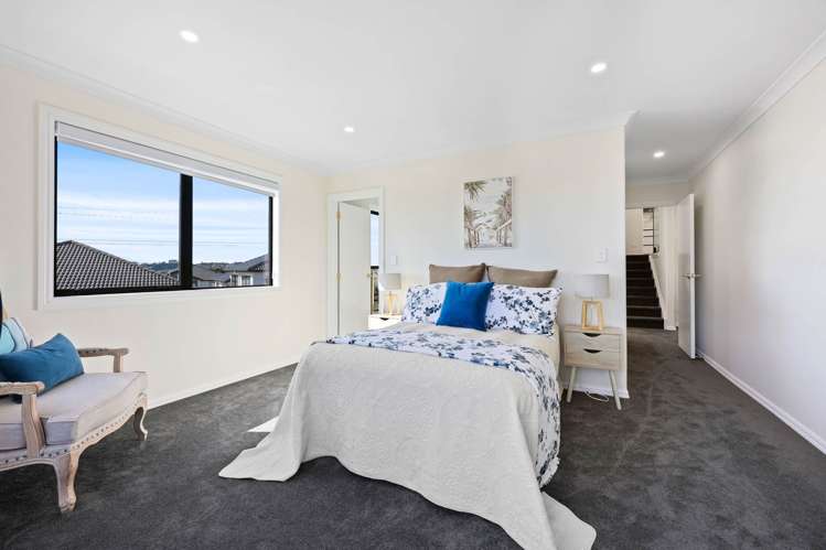 17 Ballyalton Crescent Flat Bush_53