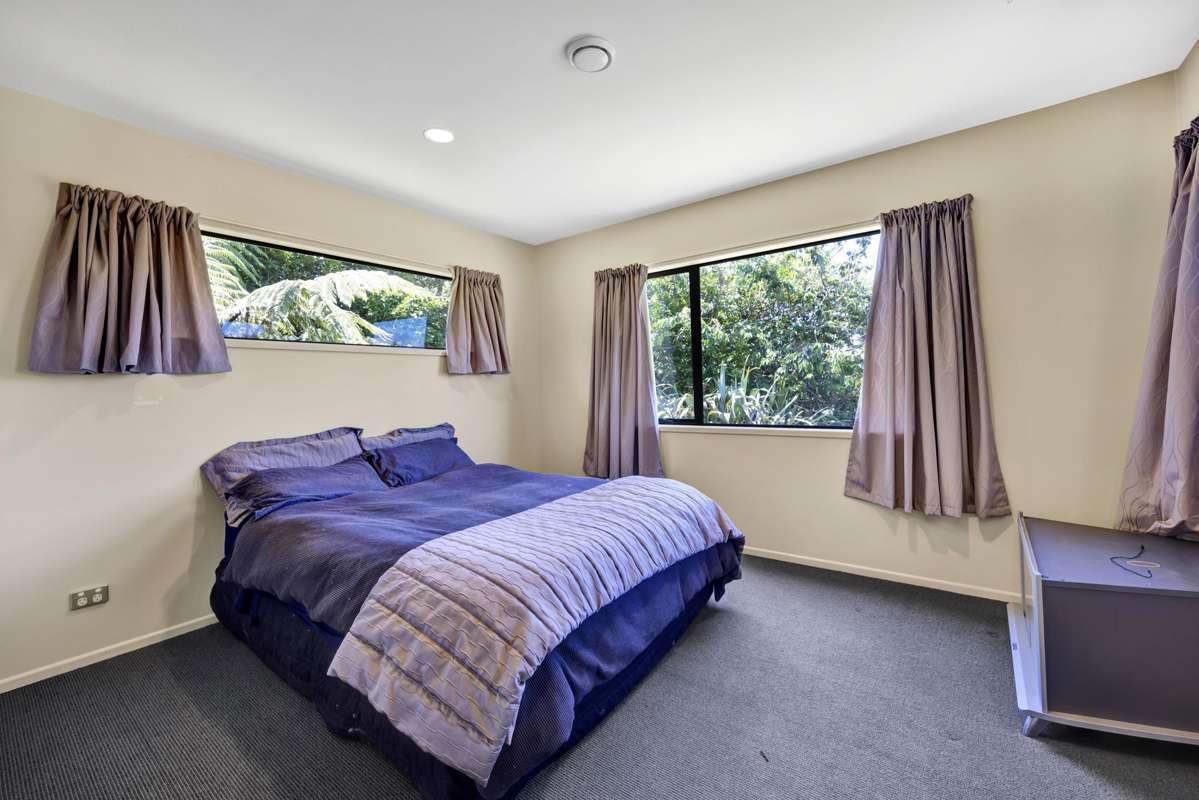 1955 Egmont Road_3