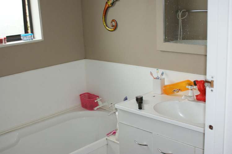 198 Valley Road Kawerau_13