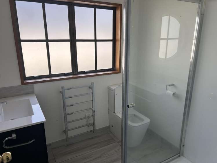 20c Siska Place 1464_8
