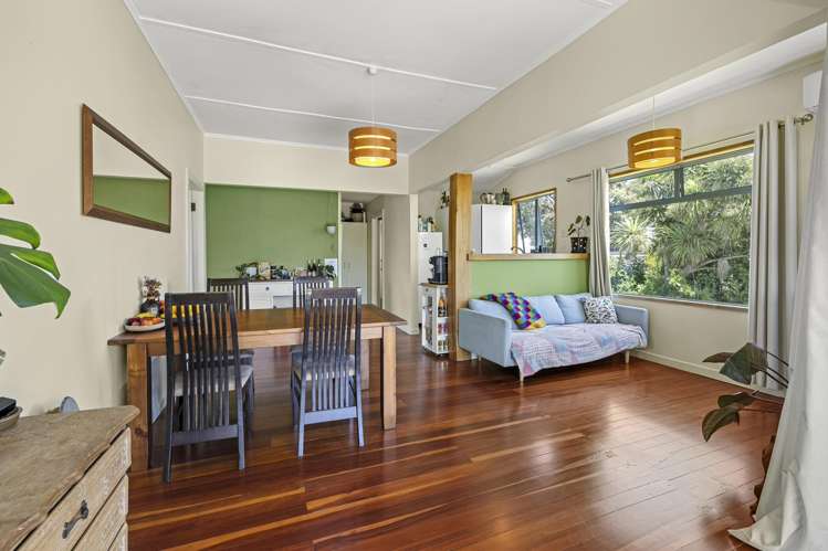 10a Marine Parade Raglan_20