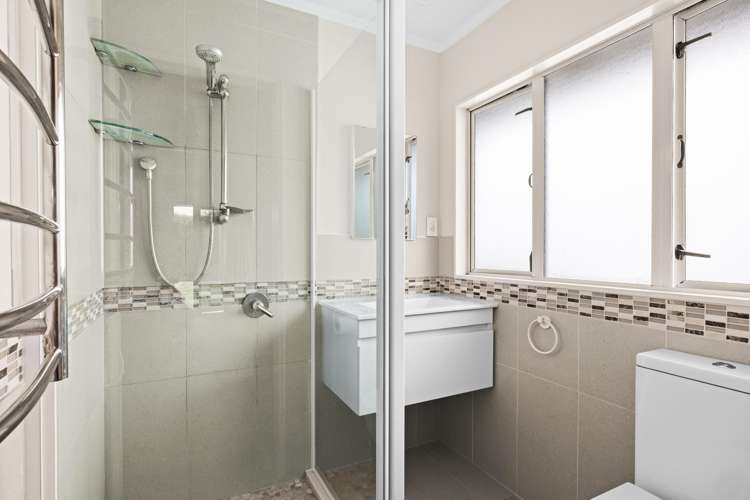 11 Bishops Close Greenmeadows_18