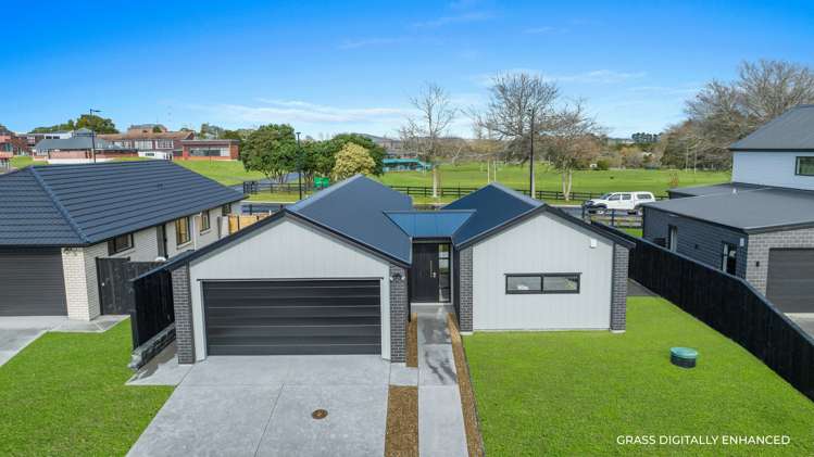 13 Puhitahi Hill Road Paerata_1