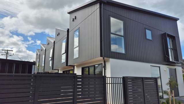 1/349 Cambridge Terrace Naenae_1