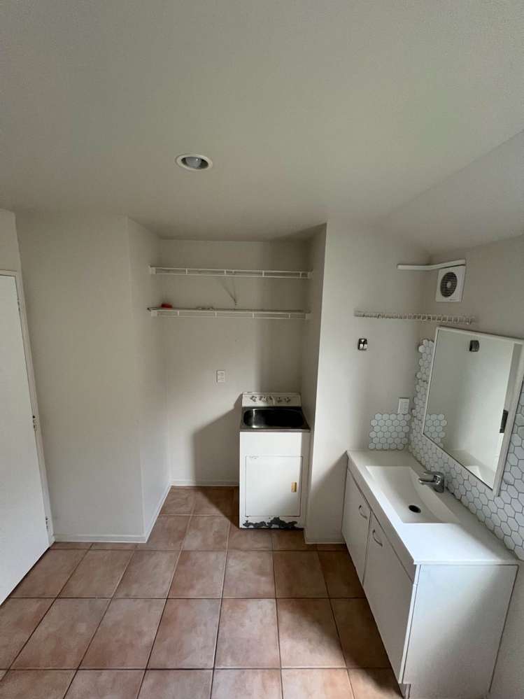 3/36 John Jennings Drive Oteha_10